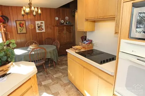65760 Tweed Rd, Bend, OR 97701 photo 8