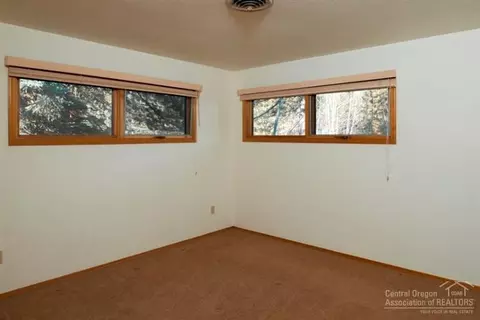 55685 Gatehouse Ln, Bend, OR 97707 photo 16