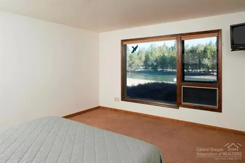 55685 Gatehouse Ln, Bend, OR 97707 photo 15