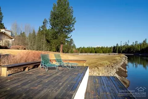 55685 Gatehouse Ln, Bend, OR 97707 photo 3