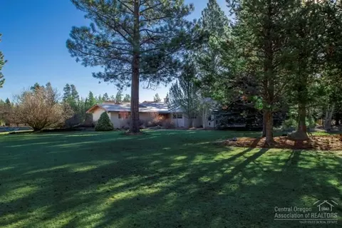 55685 Gatehouse Ln, Bend, OR 97707 photo 20