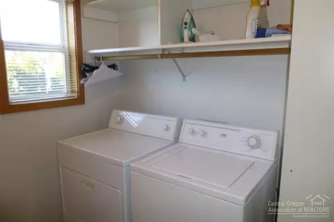 1443 NW Juniper St #7, Bend, OR 97701 photo 9