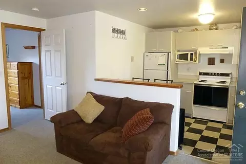 1443 NW Juniper St #7, Bend, OR 97701 photo 1