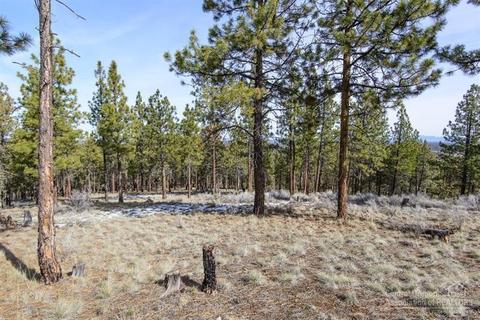 19135 Doe Ln, Bend, OR 97701 photo 2