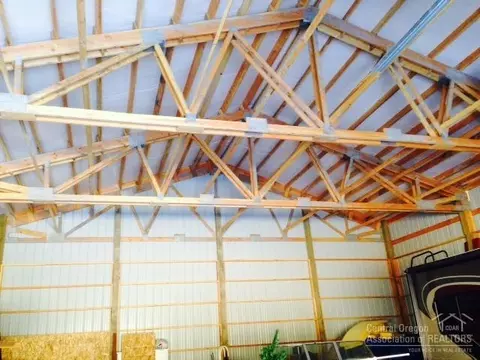 16945 Glendale, Bend, OR 97707 photo 7
