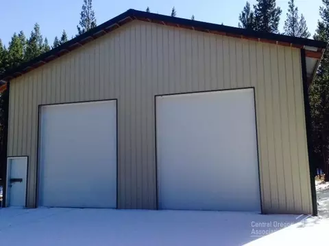 16945 Glendale, Bend, OR 97707 photo 2