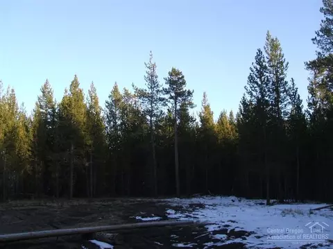 53745 NW Central Way, La Pine, OR 97739 photo 4