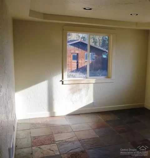 18540 Pinehurst Rd, Bend, OR 97701 photo 18