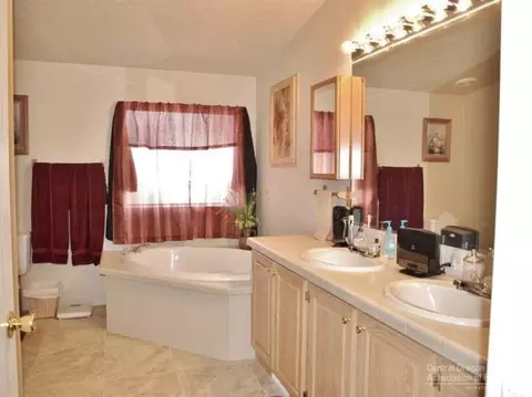 60283 Cinder Butte Rd, Bend, OR 97702 photo 17