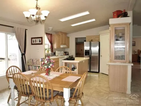 60283 Cinder Butte Rd, Bend, OR 97702 photo 9