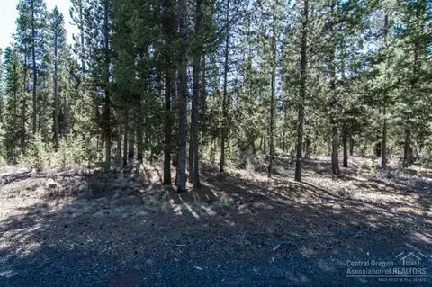 15165 Yellow Pine Loop, Bend, OR 97707 photo 6