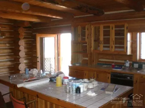 1290 SW Bent Loop, Powell Butte, OR 97753 photo 3