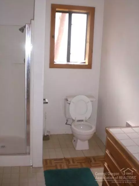 1290 SW Bent Loop, Powell Butte, OR 97753 photo 14