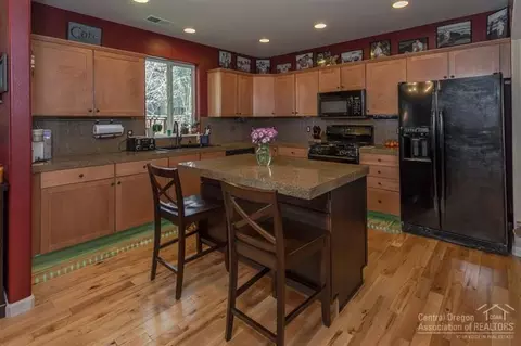 61139 Kepler St, Bend, OR 97702 photo 6