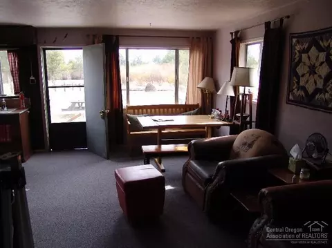 53824 Pine Grove Rd, La Pine, OR 97739 photo 9