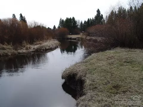 53824 Pine Grove Rd, La Pine, OR 97739 photo 1