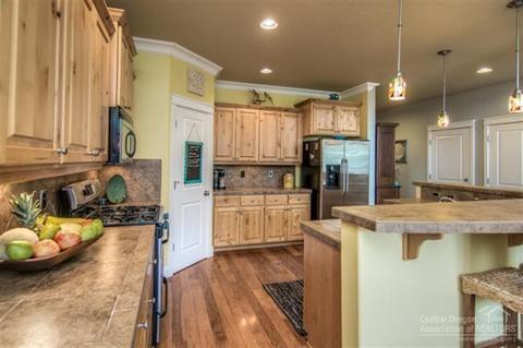 20963 NE Yeoman Rd, Bend, OR 97701 photo 6