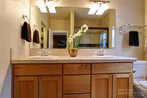 2609 NW High Lakes Loop, Bend, OR 97701 photo 11
