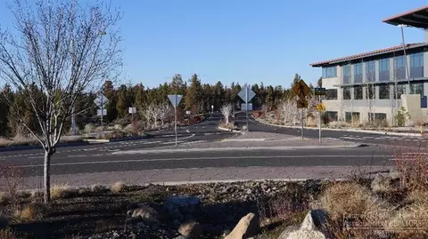 20959 NE Cooley, Bend, OR 97701 photo 9