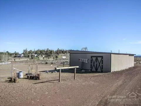 65211 94th St, Bend, OR 97701 photo 3