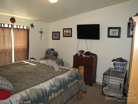 65211 94th St, Bend, OR 97701 photo 21