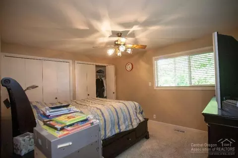 60600 Gosney, Bend, OR 97702 photo 12