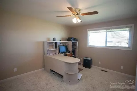 60600 Gosney, Bend, OR 97702 photo 11