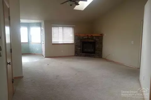 20581 Dylan Loop, Bend, OR 97702 photo 4