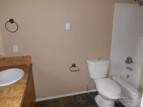 17315 Canvasback Dr, Bend, OR 97707 photo 9