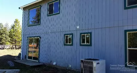 19638 Apache Rd, Bend, OR 97702 photo 5