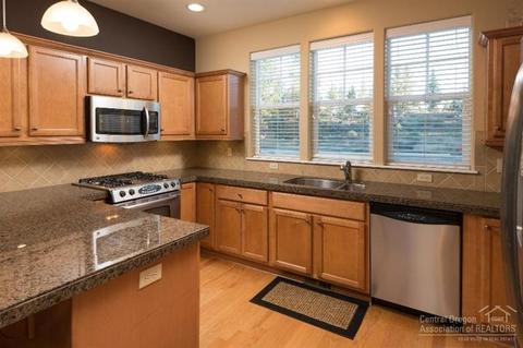 20438 Murphy Rd, Bend, OR 97702 photo 4