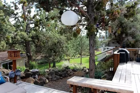 2564 NE Moonlight Dr, Bend, OR 97701 photo 22