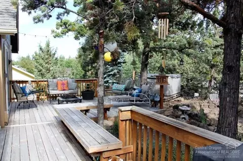2564 NE Moonlight Dr, Bend, OR 97701 photo 23