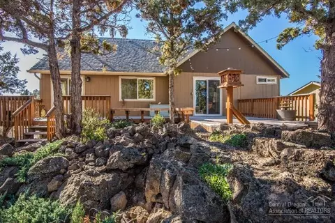 2564 NE Moonlight Dr, Bend, OR 97701 photo 19
