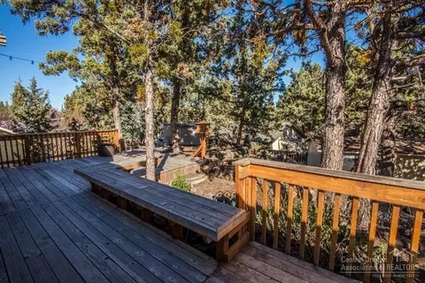 2564 NE Moonlight Dr, Bend, OR 97701 photo 17