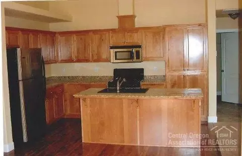 20652 SE Couples Ln, Bend, OR 97702 photo 4