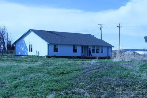 21025 NE Young Ave, Bend, OR 97701 photo 6