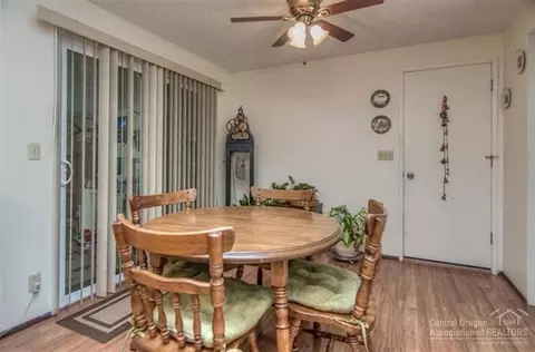 60832 Opal Dr, Bend, OR 97702 photo 11