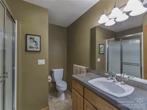 60605 Golf Village Loop, Bend, OR 97702 photo 13