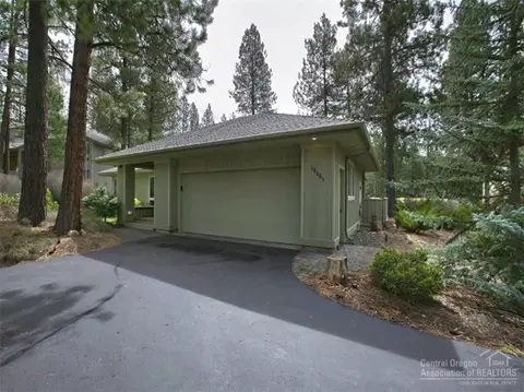 60605 Golf Village Loop, Bend, OR 97702 photo 23