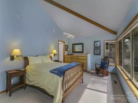 60605 Golf Village Loop, Bend, OR 97702 photo 8