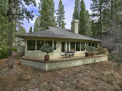 60605 Golf Village Loop, Bend, OR 97702 photo 19