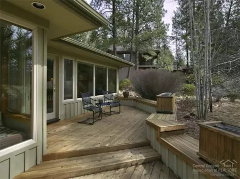60605 Golf Village Loop, Bend, OR 97702 photo 15