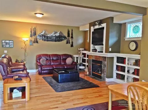 20664 Jayhawk Ln, Bend, OR 97702 photo 13