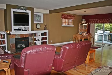 20664 Jayhawk Ln, Bend, OR 97702 photo 12