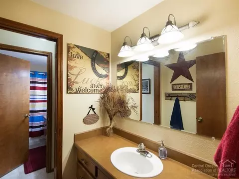 60679 Frontier Way, Bend, OR 97702 photo 15