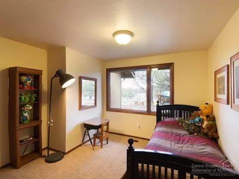 60679 Frontier Way, Bend, OR 97702 photo 17