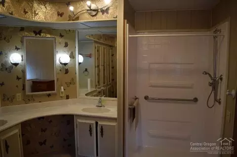 60979 Granite Dr, Bend, OR 97702 photo 11