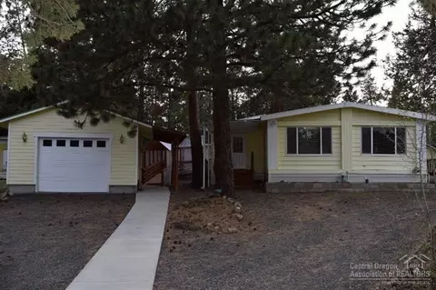 60979 Granite Dr, Bend, OR 97702 photo 1