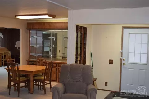 60979 Granite Dr, Bend, OR 97702 photo 10